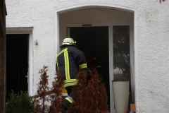 20161115_Unterallgaeu_Egg_Brand_Mehrfamilienhaus_Feuerwehr_Poeppel_new-facts-eu_045