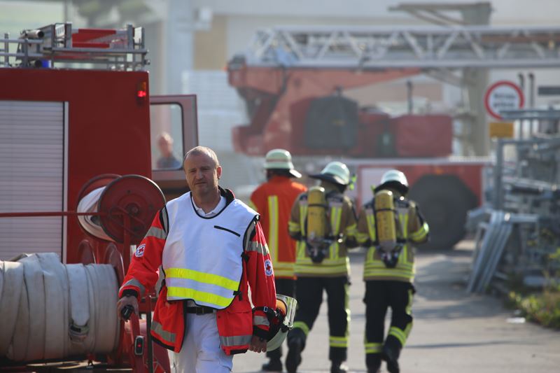 02-09-2016_BY_Unterallgaeu_Legau_Industriebrand_Feuerwehr_Absauganlage_Polizei_Poeppel_0021