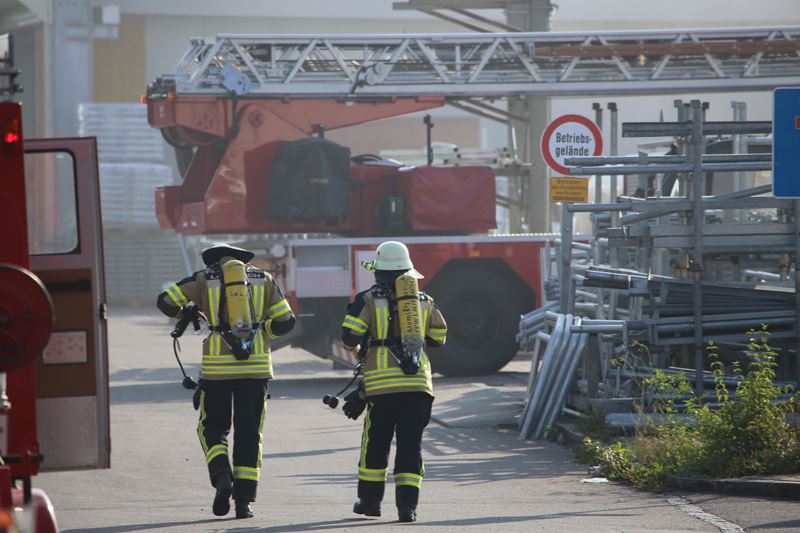 02-09-2016_BY_Unterallgaeu_Legau_Industriebrand_Feuerwehr_Absauganlage_Polizei_Poeppel_0022