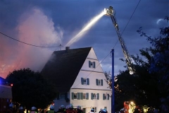 05-07-2016_Unterallgaeu_Ottobeuren_Buehl_Brand_Bauernhof_Feuerwehr_Poeppel_0001