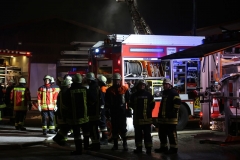 20170208_Unterallgaeu_Boehen_Brand_Lagerhalle_Feuerwehr_Poeppel_0052