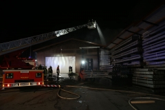 20170208_Unterallgaeu_Boehen_Brand_Lagerhalle_Feuerwehr_Poeppel_0068