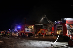 20170208_Unterallgaeu_Boehen_Brand_Lagerhalle_Feuerwehr_Poeppel_0082